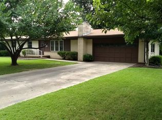 2022 Ranch Dr, Springdale, AR 72762