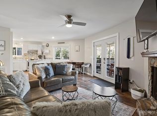 180 Hemlock Loop, Maggie Valley, NC 28751