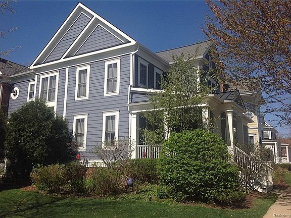 2nd image of 50249 Monroe St #46