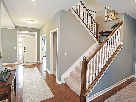 2nd image of 7566 Marsh Creek Ln