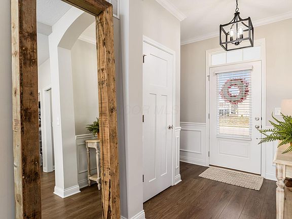 4th image of 205 Partridge Ct