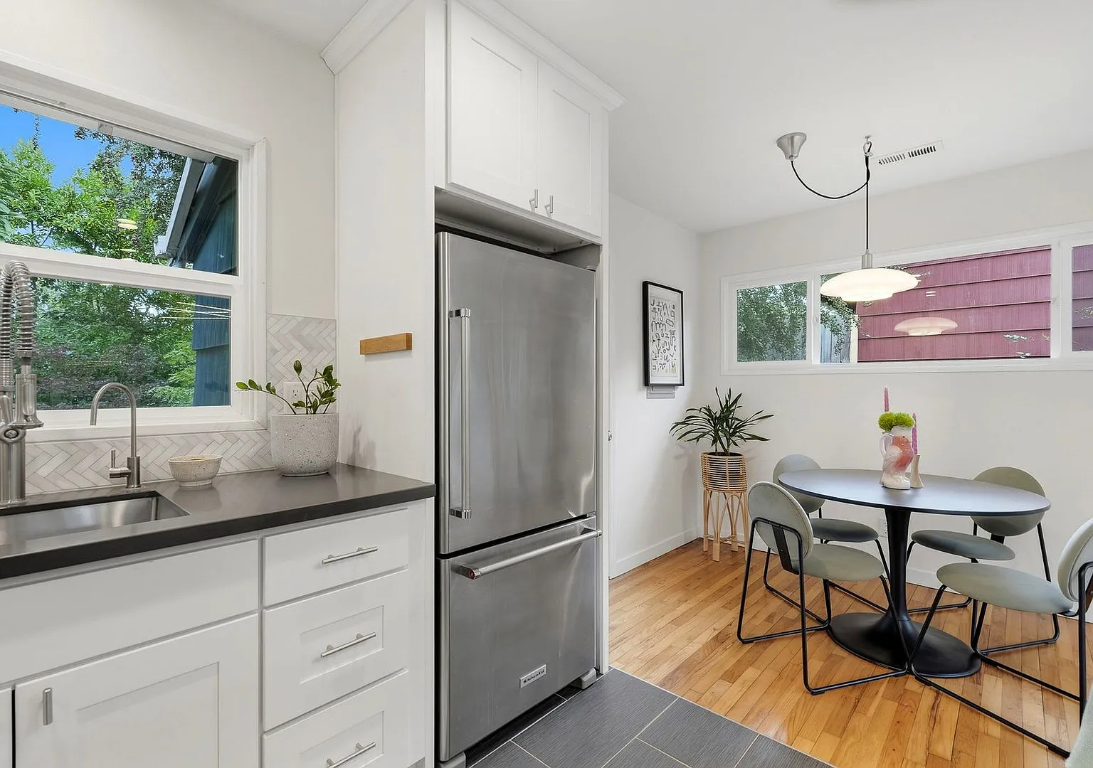 Updated 2 bedroom home with an exceptional yard & detached workspace. Available NOW — Photo 2
