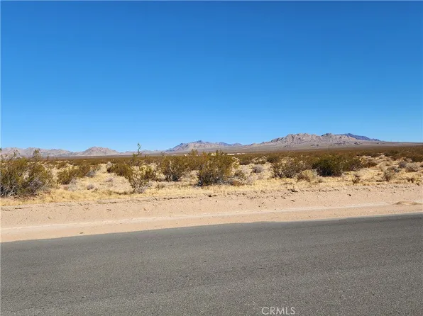 502 Northside Rd, Lucerne Valley, CA 92356