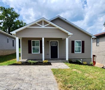 2018 Wallace Ave NE, Roanoke, VA, 24012