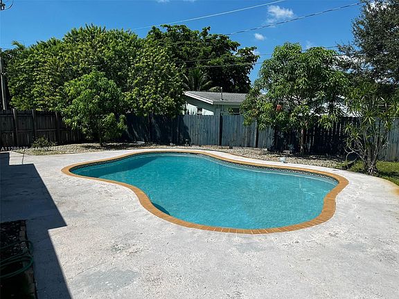2nd image of 3581 SW 16th Ct