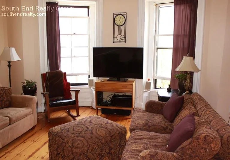 698 Tremont St #2 — Photo 3