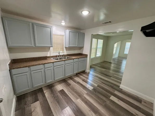 2206 Rockefeller Blvd, Dallas, TX 75203