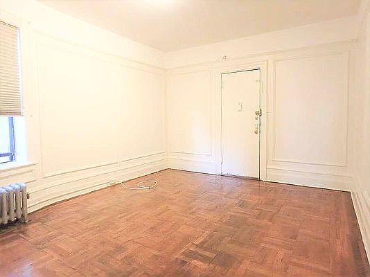 2nd image of 31-53 34th St #3EE