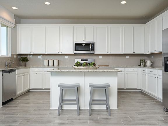 Kitchen with Optional Island