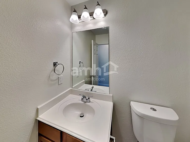 803 Windflower Dr — Photo 17