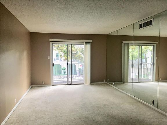 3rd image of 2601 Bellefontaine Street #B203