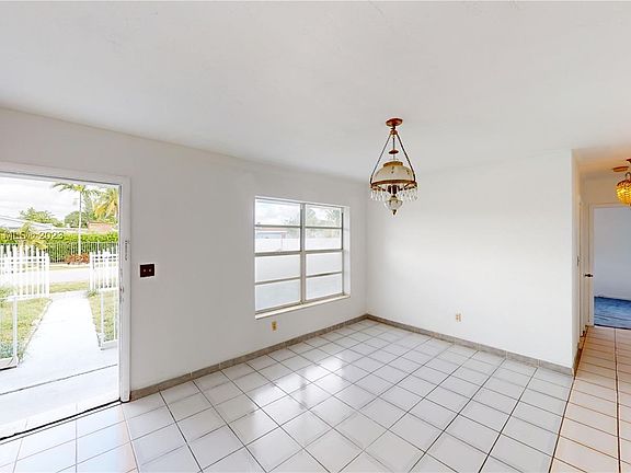 5th image of 4320 NW 193rd St