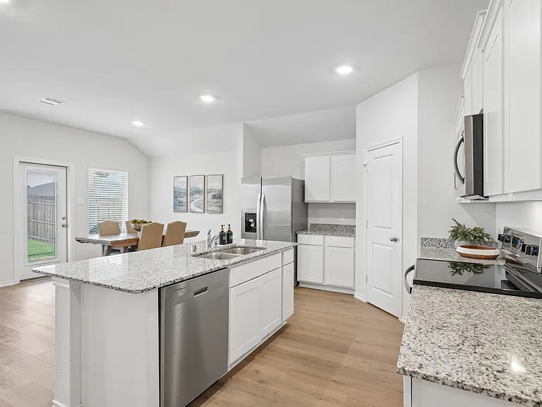 3924 Pinebluff Ln — Photo 18