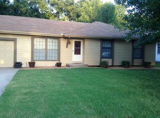 8535 Stearns St, Overland Park, KS 66214