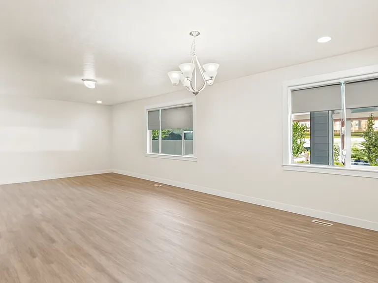 4923 N Glenrock Ave — Photo 15