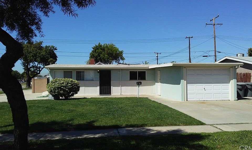 1st image of 7585 El Monte Dr