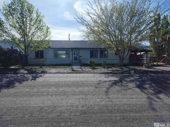 837 H St, Hawthorne, NV 89415