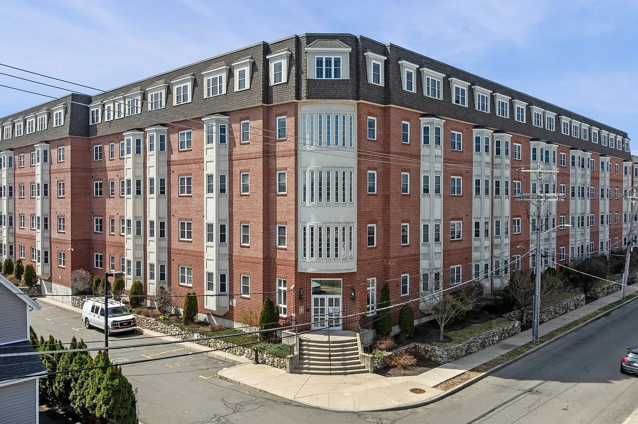 2 bed, 1174 sqft, $1,500 — Photo 1