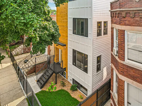 932 N Monticello Ave, Chicago, IL 60651