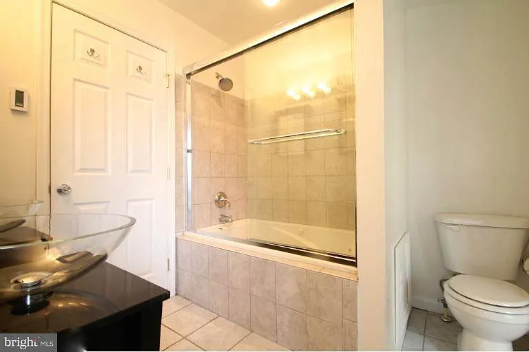 3rd Floor: Master Bath View 2