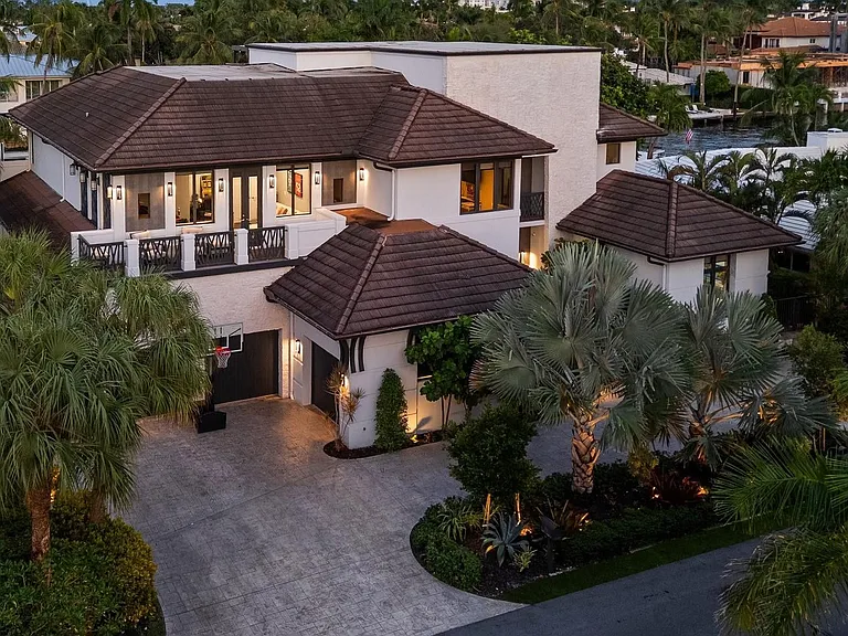 720 Isle Of Palms Dr — Photo 34