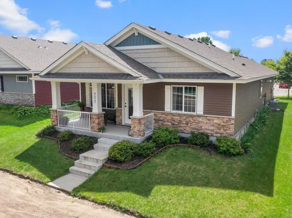 777 11th Ave SW, Cambridge, MN 55008