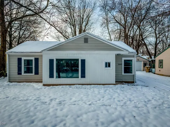 2660 Fairland St, Cuyahoga Falls, OH 44221