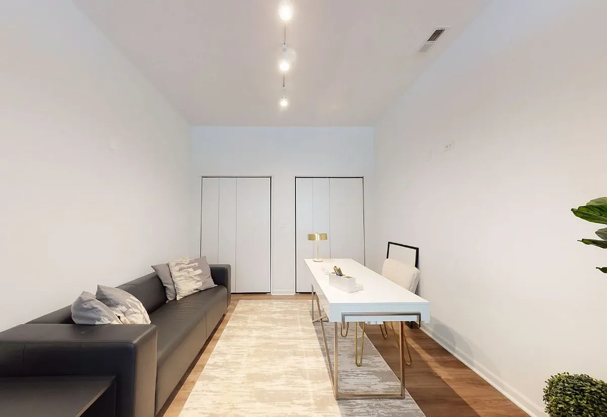 Building Photo - 2551 S Wabash Ave #506