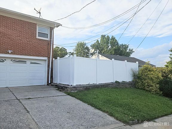 4th image of 1 Snapper Ave