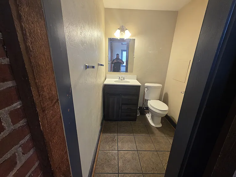 43 Frederick St #1 — Photo 4