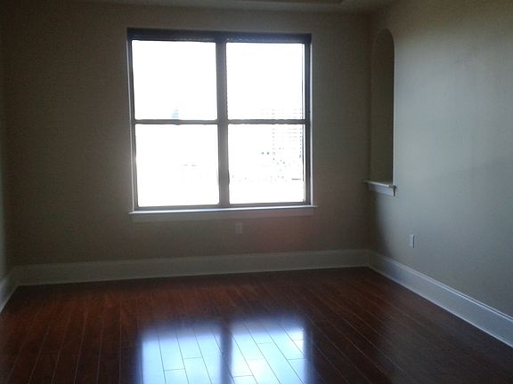 5th image of 275 Bayshore Blvd Unit 904