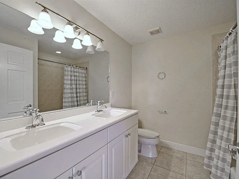 1645 Baseline Ln — Photo 17