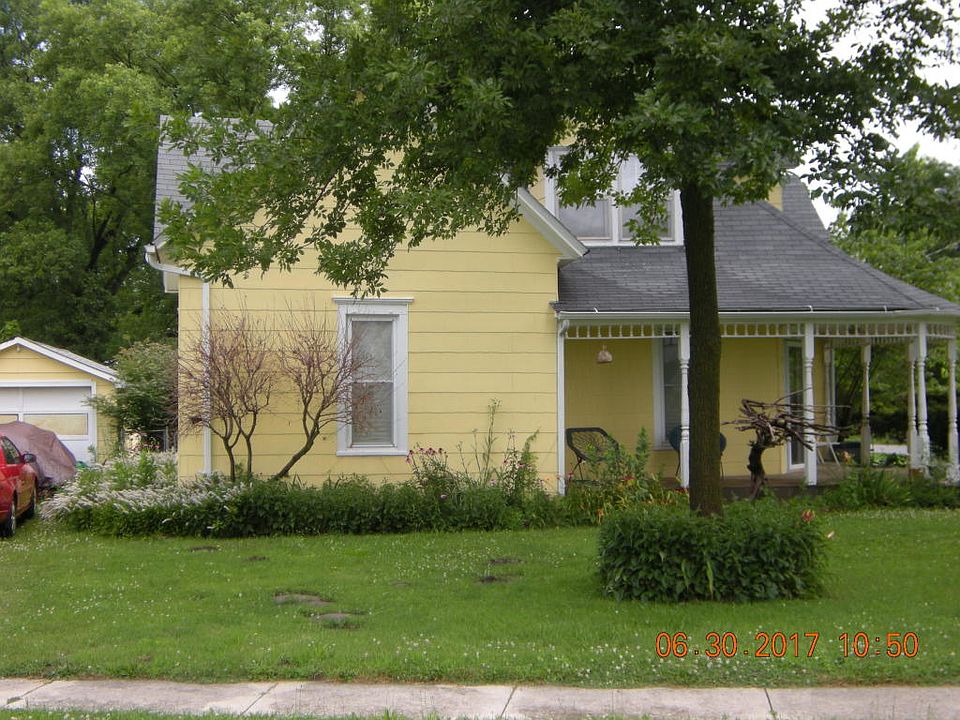 2nd image of 135 Elizabeth St