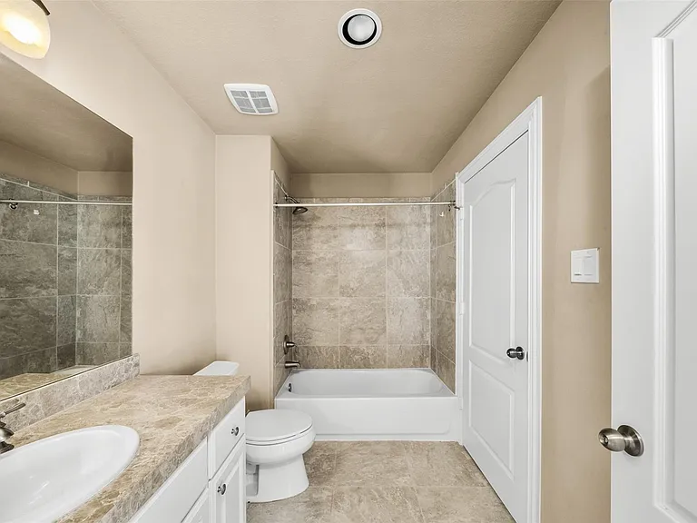 13403 Preston Cliff Ct — Photo 7