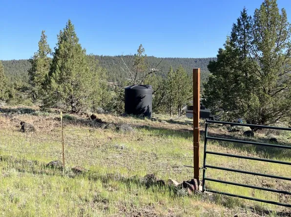 Raccoon Ln, Alturas, CA 96101