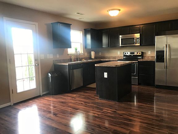 2nd image of 7316 Scenic Village Ln
