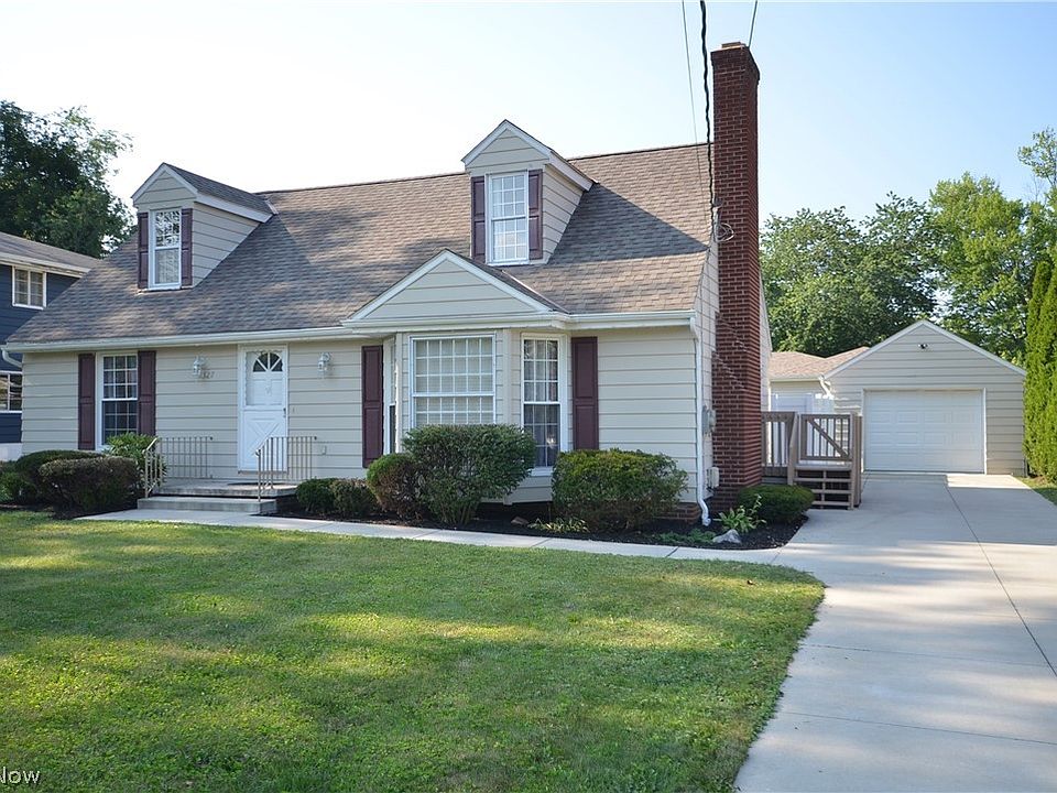 1st image of 2527 Carson Rd