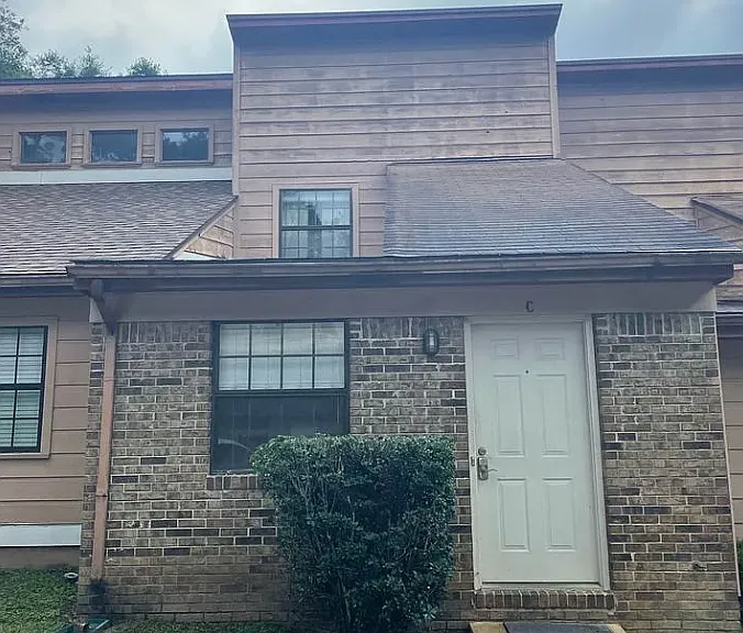 1816 Jackson Bluff Rd #C — Photo 1