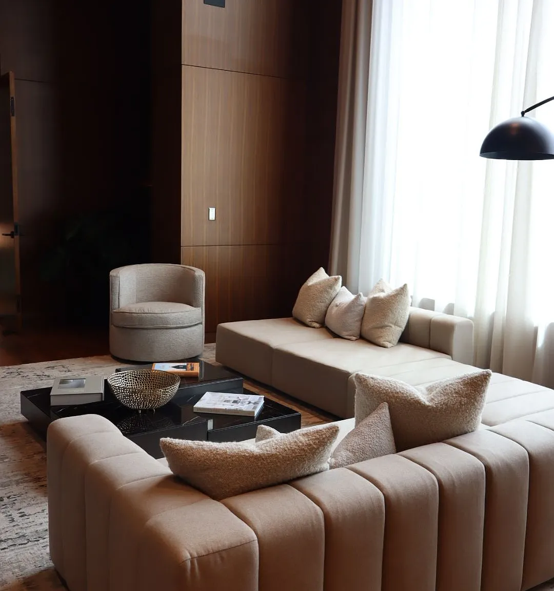 1 bed, $2,350 — Photo 4