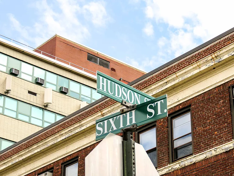 600 Hudson St #3B — Photo 19