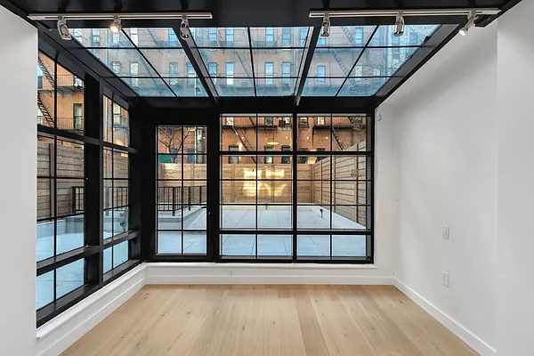 Sold by Avenues Real Estate | media 13