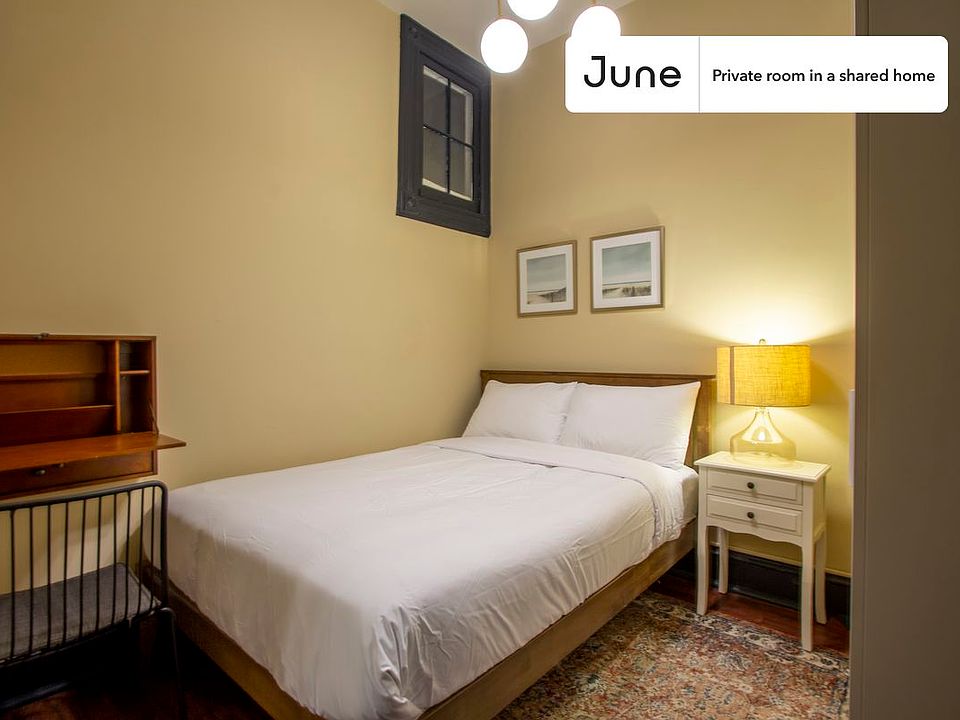 1st image of 336 W 47th St #1C