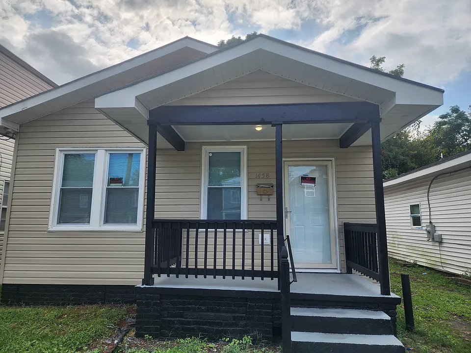 1458 Ferndale Ave