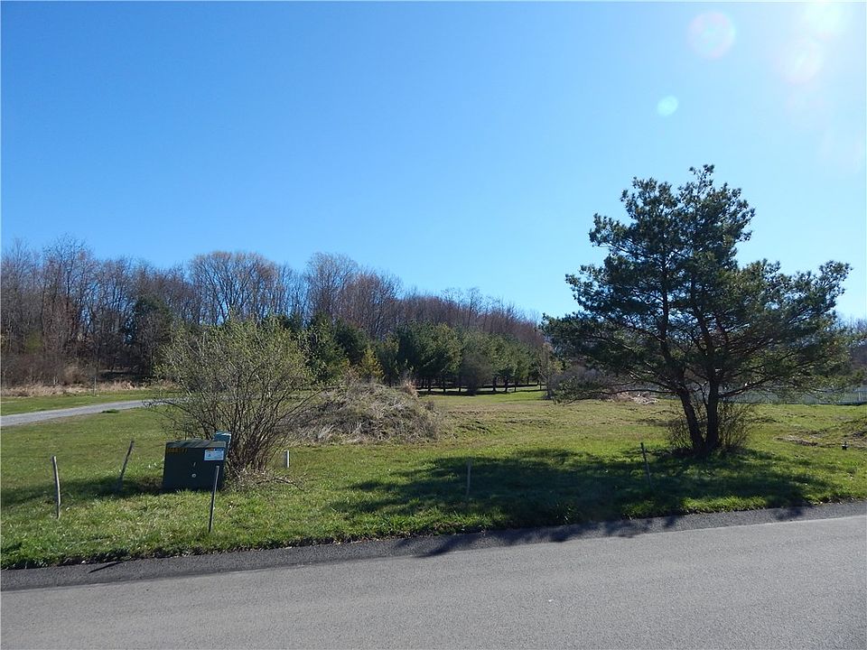 1st image of 103 Evergreen Ct