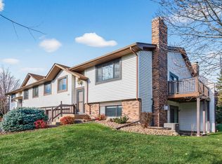 5586 Donegal Dr, Shoreview, MN 55126