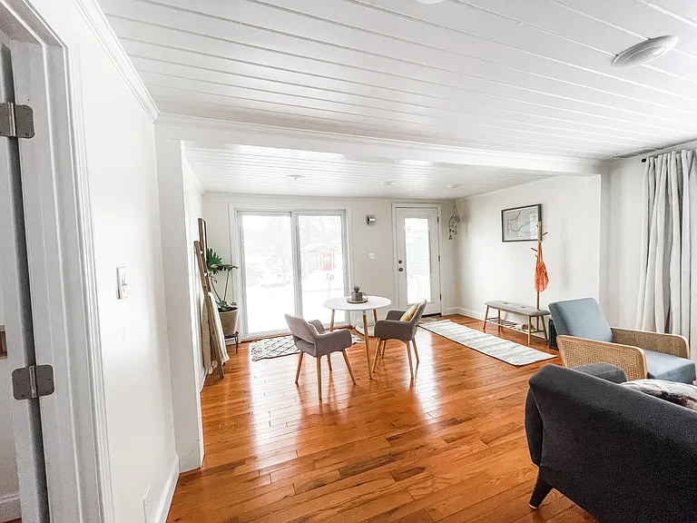 85 Anglers Rd — Photo 5