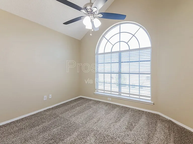 4108 Creekmeadow Dr — Photo 17