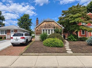 37 Marino Avenue, Port Washington, NY 11050