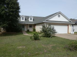 215 Glendale Ln, Marble Falls, TX 78654