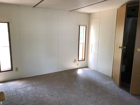 4th image of 901 Aubin St Lot 90